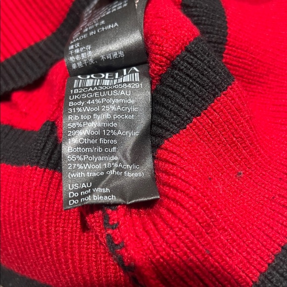 Goelia Red and Black Cardigan with Gold Buttons, gorgeous.NWOT. Has Chanel vibe. - Picture 7 of 7